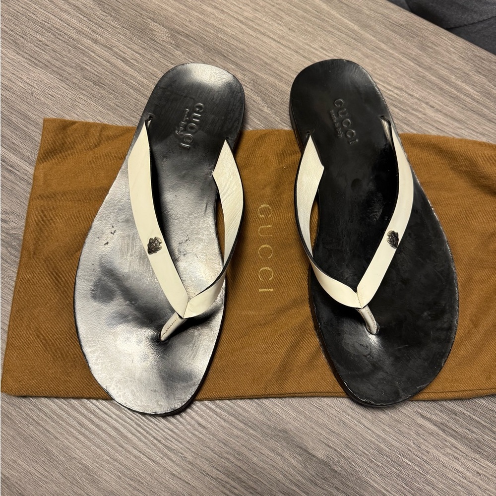 GUCCI LEATHER FLIP FLOPS MAN